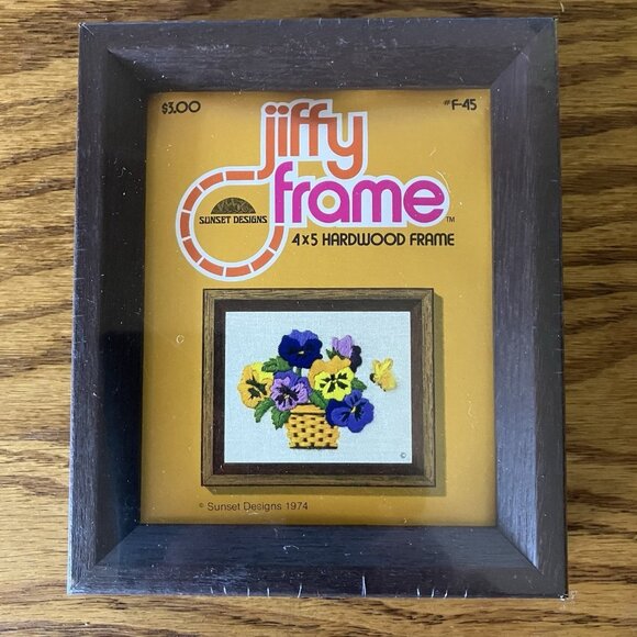 Jiffy 4x5 Crewel Kit & Frame Daisy Basket #225B ©1973 & Frame F-45 ©1974 NOS - Picture 8 of 12